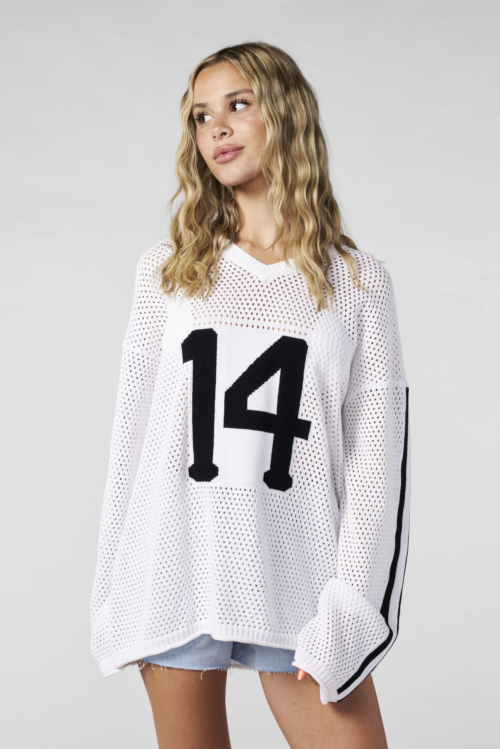 W4001 Crochet Jersey - Image 7