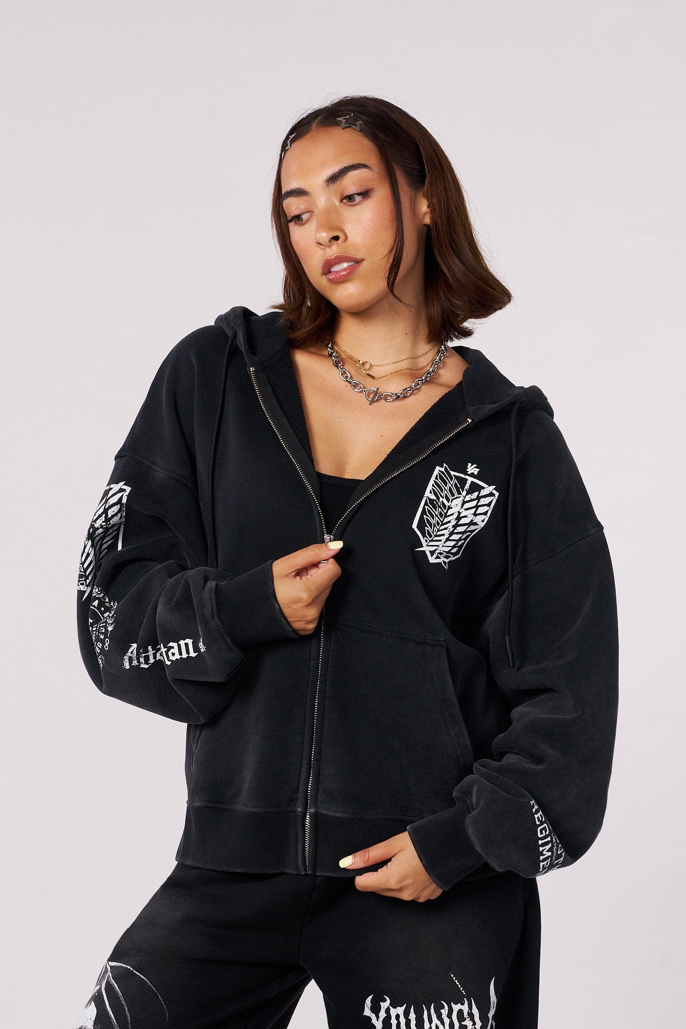 5138 - AOT漏 x YLA Zip-Up Hoodies - Image 7