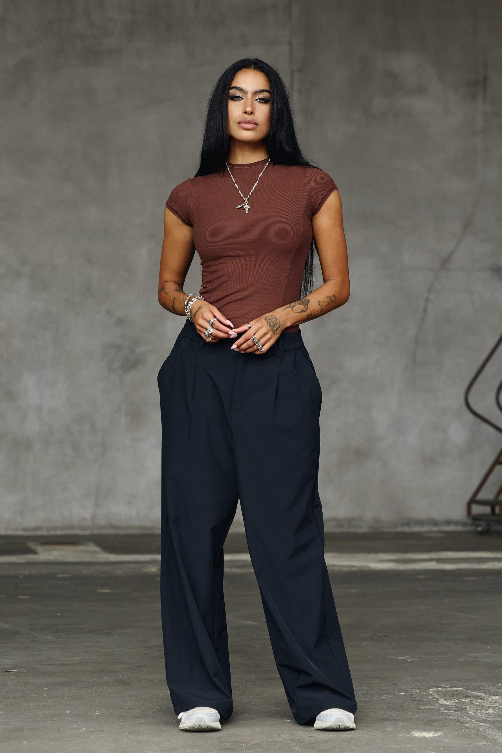 W4270 Ribbed Mock Neck Tee - Image 4