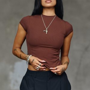 W4270 Ribbed Mock Neck Tee